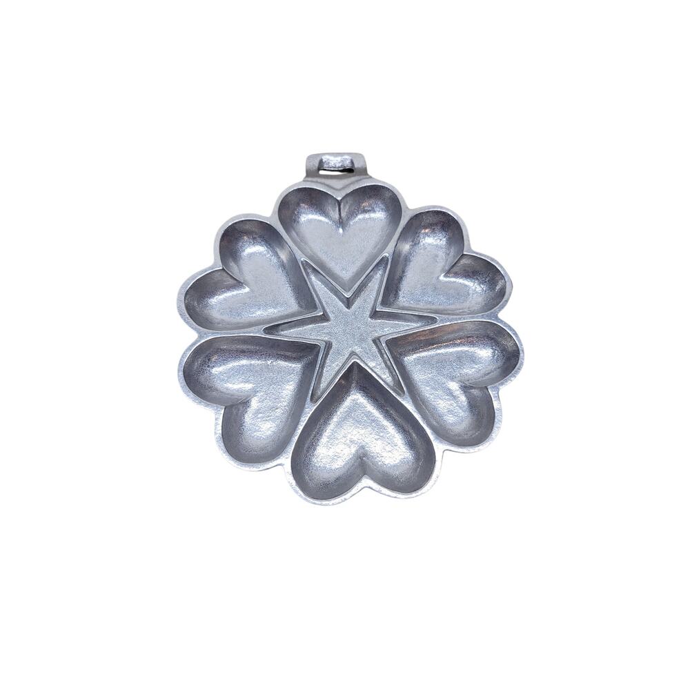 Vintage Cast Aluminum Heart-Shaped 6-Cup Muffin Pan Star Center JW Stamp